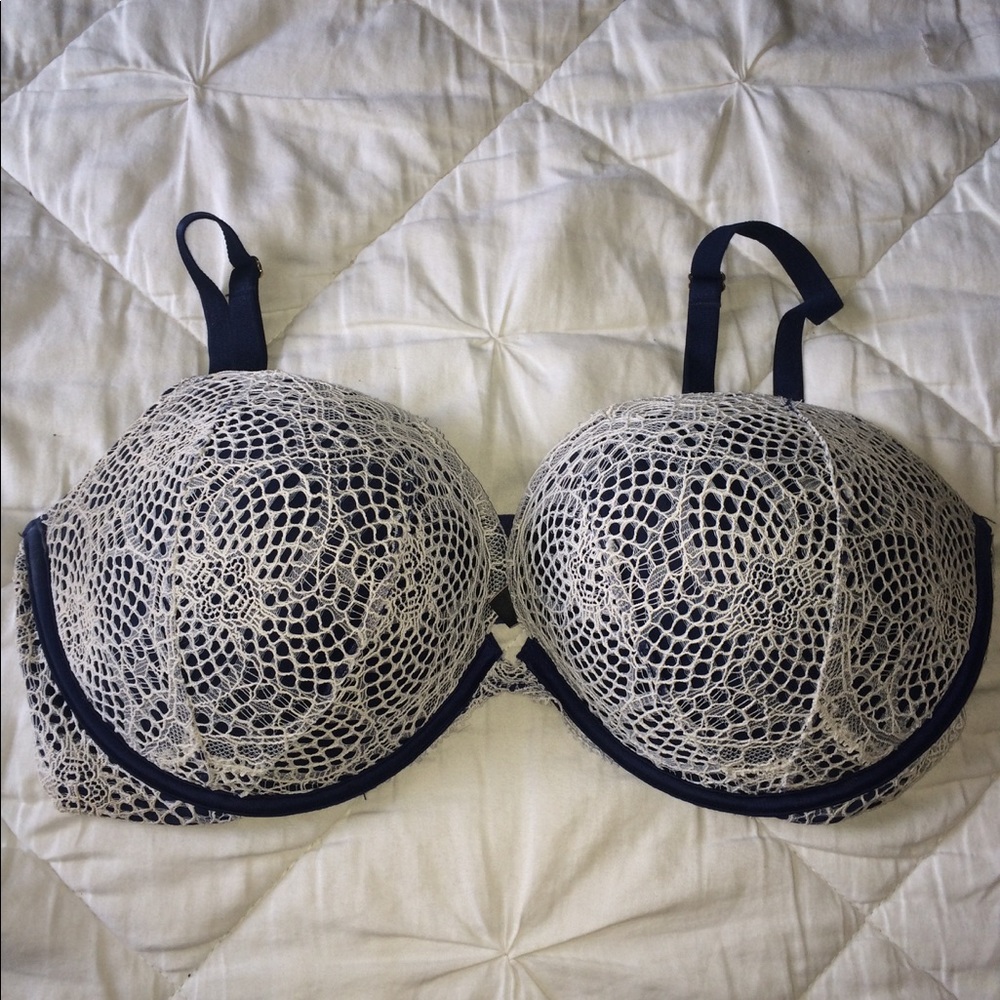 Victoria's Secret push up bra